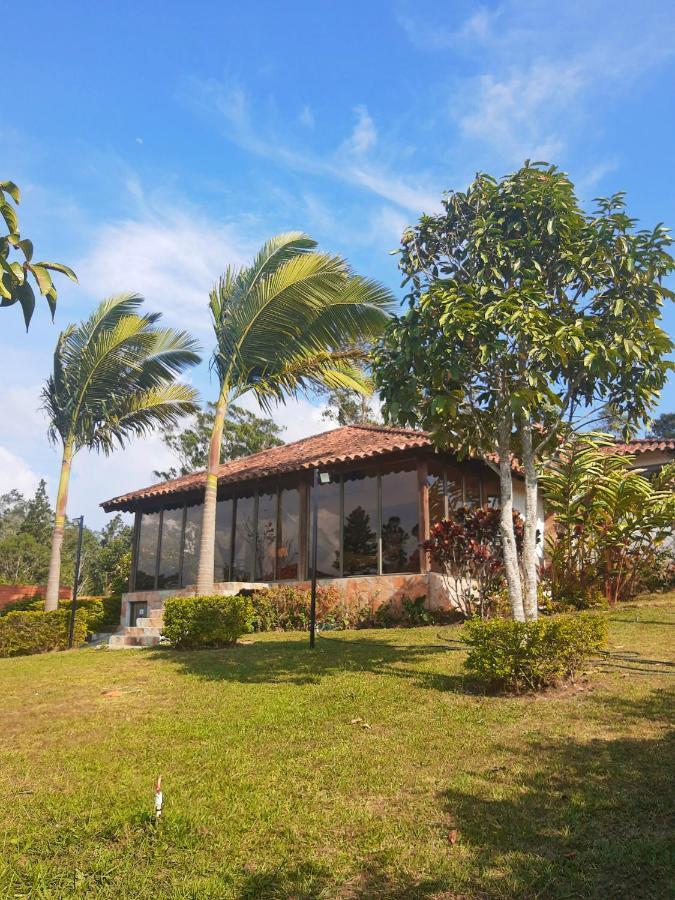 Casa Campestre Frente Acuarela -Mesa De Los Santos Ла-Гранха Экстерьер фото