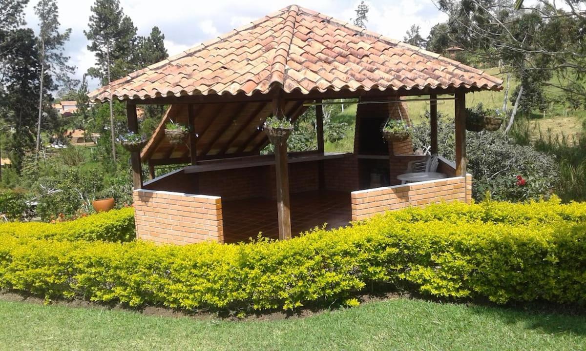 Casa Campestre Frente Acuarela -Mesa De Los Santos Ла-Гранха Экстерьер фото